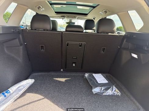 New 2026 Volkswagen Taos SEL AWD/4WD image 19