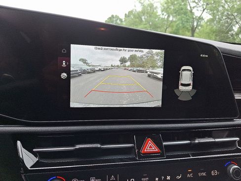 New 2025 Kia Niro EX image 11