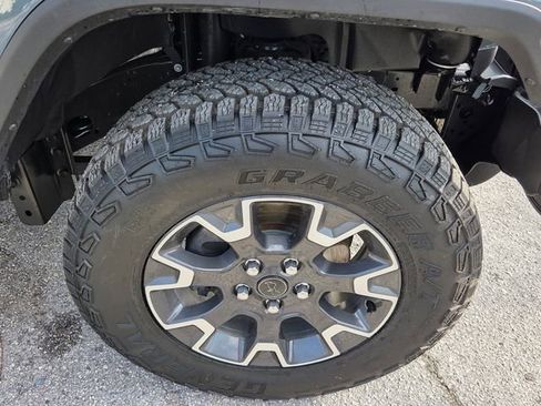 Used 2024 Jeep Wrangler Sahara w/ Technology Group image 10