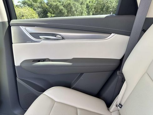 New 2026 Cadillac XT5 Premium Luxury w/ Driver Assist Package FWD image 15