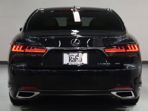 Used 2021 Lexus LS 500 AWD w/ Accessory Package (Z1) image 2