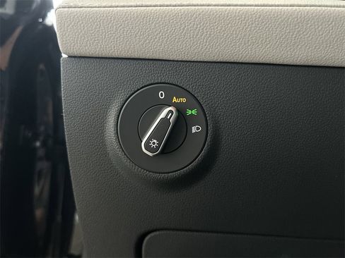 New 2026 Volkswagen Taos S image 14