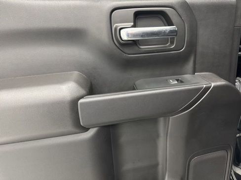 Used 2024 Chevrolet Silverado 1500 Custom image 25