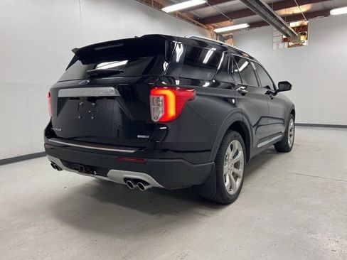 Used 2020 Ford Explorer Platinum w/ Premium Technology Package image 4