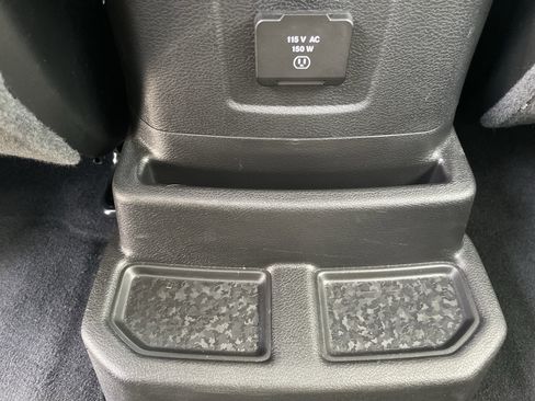 Certified 2025 Jeep Wrangler Unlimited Sahara AWD/4WD image 35