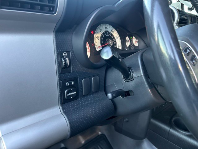 Used 2008 Toyota FJ Cruiser 4WD image 12