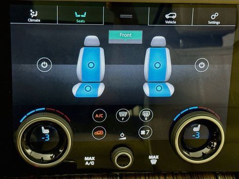 Used 2019 Land Rover Range Rover HSE AWD/4WD image 23
