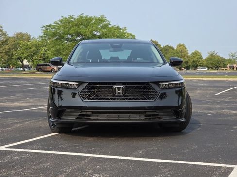 Certified 2025 Honda Accord SE image 16