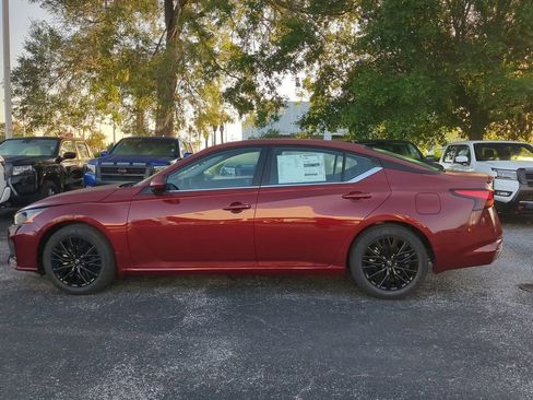 New 2026 Nissan Altima 2.5 SV w/ SV Special Edition Package FWD image 7