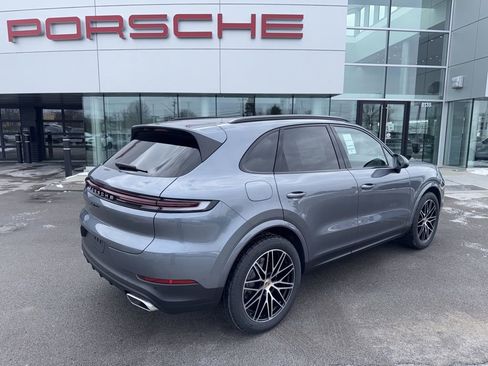 New 2026 Porsche Cayenne AWD/4WD image 10