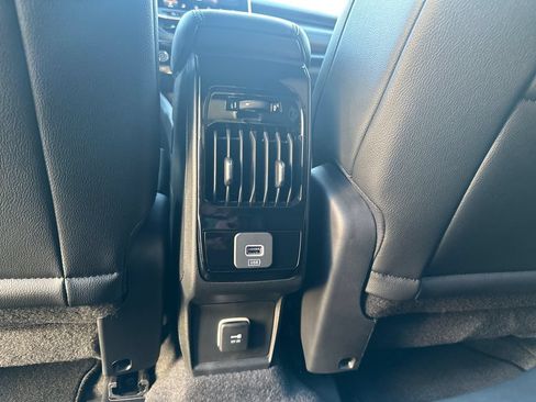 New 2026 Jeep Compass Latitude AWD/4WD image 16