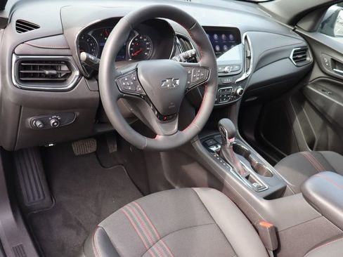 Used 2024 Chevrolet Equinox RS AWD/4WD image 5