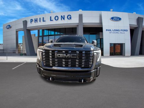 Used 2024 GMC Sierra 3500 Denali Ultimate AWD/4WD image 9