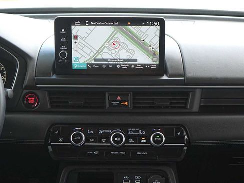 Certified 2023 Honda Pilot Touring image 19