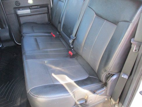 Used 2016 Ford F250 Lariat w/ Lariat Ultimate Package image 34