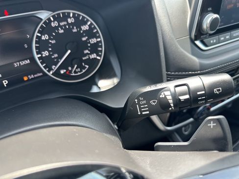Used 2021 Nissan Rogue SL AWD/4WD image 44