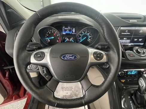Used 2015 Ford Escape Titanium image 36