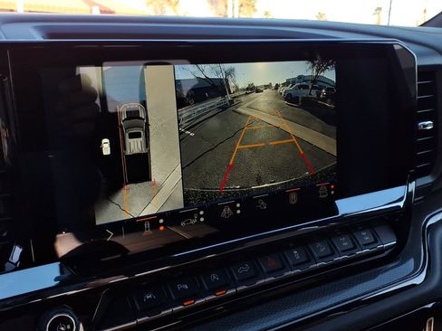 Used 2025 Chevrolet Silverado 1500 ZR2 w/ Technology Package image 22