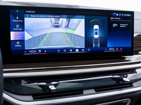 Certified 2025 BMW X5 xDrive50e image 24