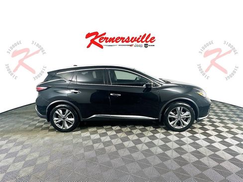 Used 2019 Nissan Murano Platinum image 9