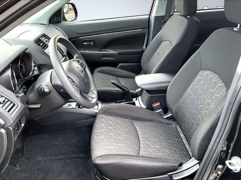 Used 2025 Mitsubishi Outlander Sport SE image 24