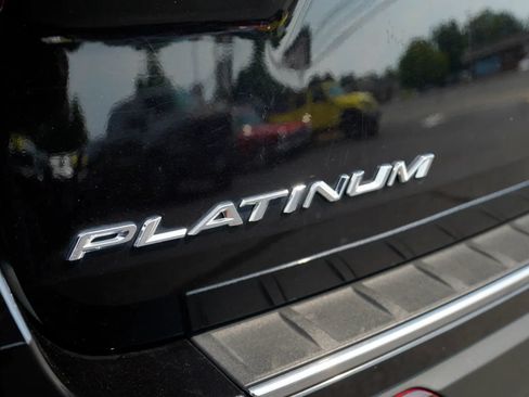 Used 2021 Ford Explorer Platinum w/ Equipment Group 601A AWD/4WD image 12