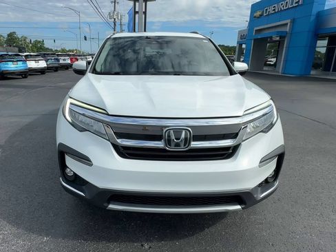 Used 2020 Honda Pilot Touring image 3