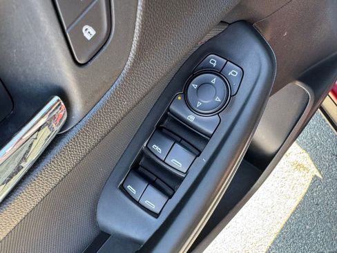 Used 2023 Chevrolet TrailBlazer RS image 18