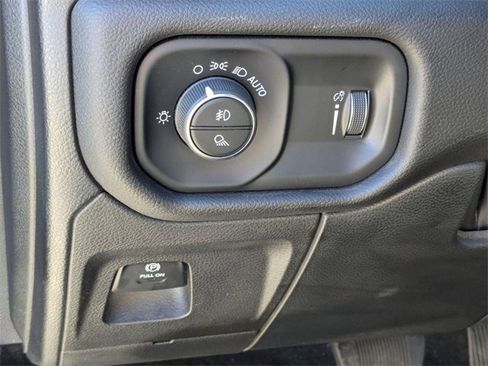 Used 2023 RAM 1500 Big Horn image 22
