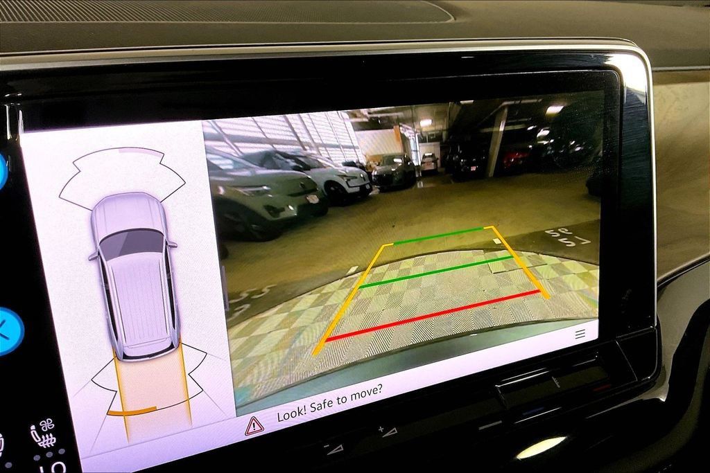 Used 2024 Volkswagen Atlas SE FWD image 21