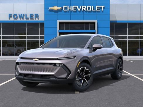 New 2026 Chevrolet Equinox EV LT image 6
