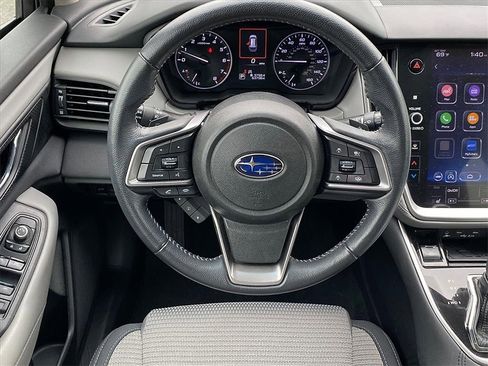 Used 2022 Subaru Outback Premium image 6