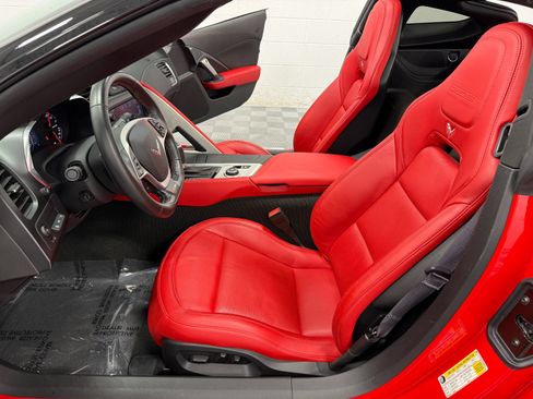 Used 2015 Chevrolet Corvette Z06 w/ 2LZ Preferred Equipment Group RWD image 16