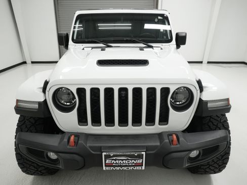 Used 2023 Jeep Gladiator Mojave w/ LED Lighting Group AWD/4WD image 2