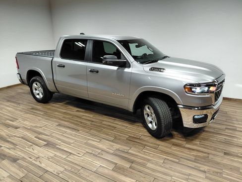 Used 2025 RAM 1500 Big Horn AWD/4WD image 21