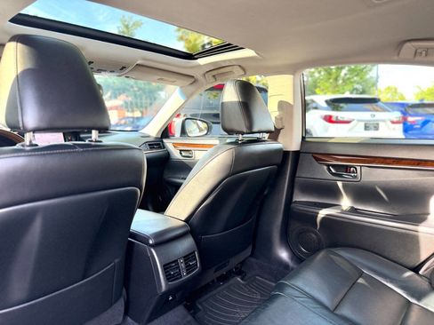 Used 2013 Lexus ES 350 w/ Luxury Pkg FWD image 15