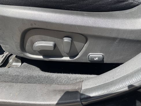 Used 2015 Subaru Forester 2.5i Premium w/ All-Weather Package AWD/4WD image 14