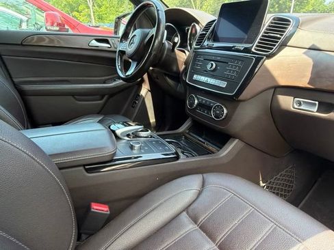 Used 2019 Mercedes-Benz GLS 450 4MATIC image 13