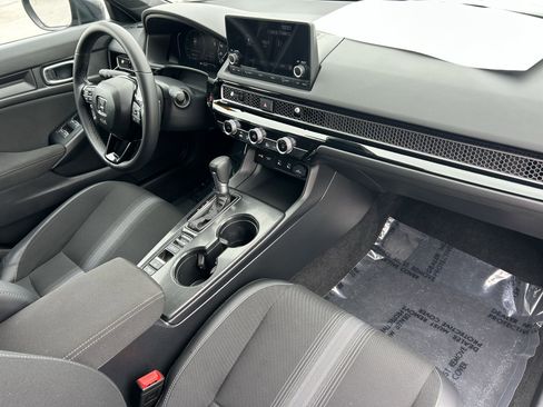 Certified 2025 Honda Civic Sport image 8