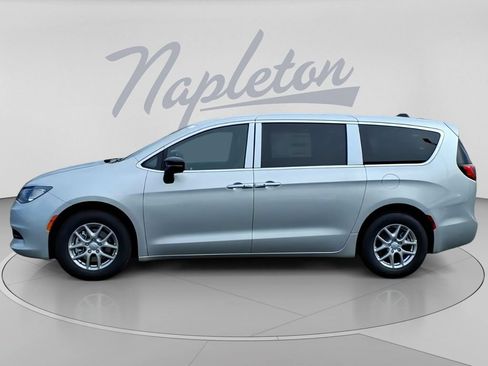 New 2026 Chrysler Voyager LX FWD image 4
