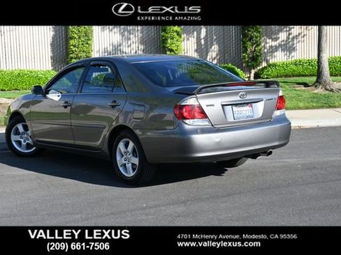 Used 2006 Toyota Camry SE image 9