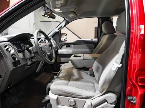 Used 2010 Ford F150 XLT RWD image 4