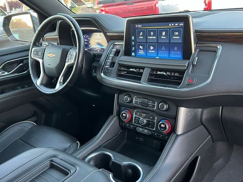 Used 2022 Chevrolet Tahoe Premier AWD/4WD image 19