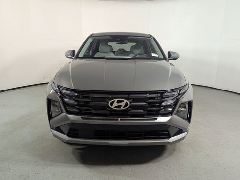 New 2026 Hyundai Tucson SE FWD image 2
