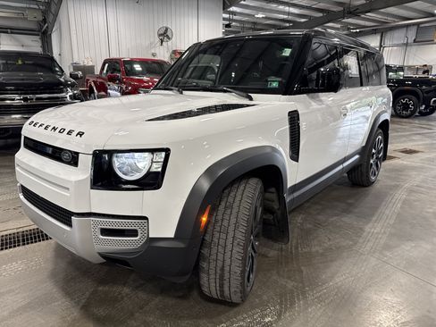 Used 2023 Land Rover Defender 130 S AWD/4WD image 7