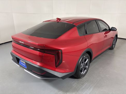 New 2026 Kia K4 FWD image 8