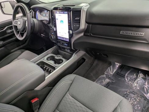 Used 2025 RAM 1500 Big Horn AWD/4WD image 30