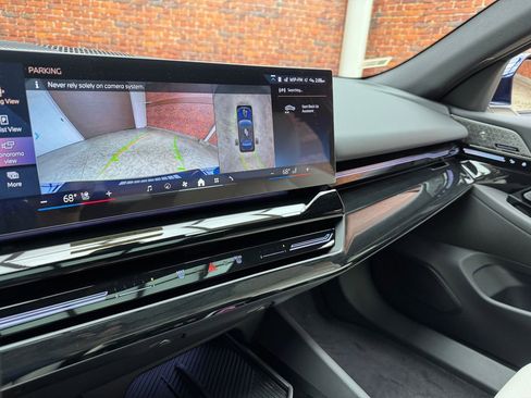 New 2026 BMW 530i xDrive w/ Premium Package AWD/4WD image 20