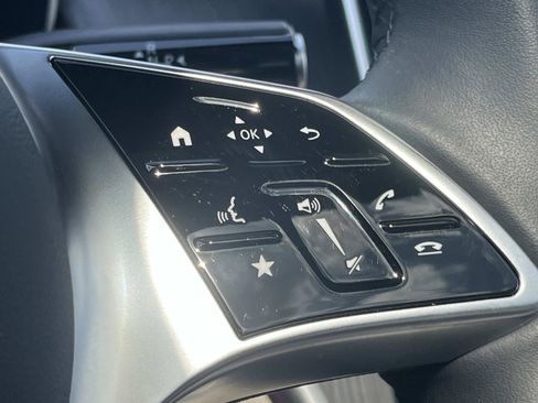 Certified 2025 Mercedes-Benz GLC 300 4MATIC image 27