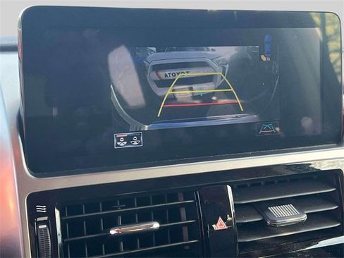 Used 2023 Lexus GX 460 Premium image 34